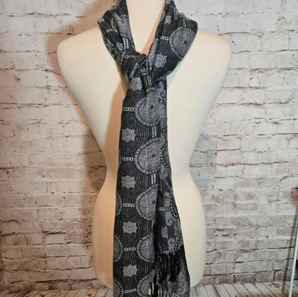 NEW Jerusalem 100% Cashmere Black & White Shawl Scarf with fringe - Picture 2 of 3